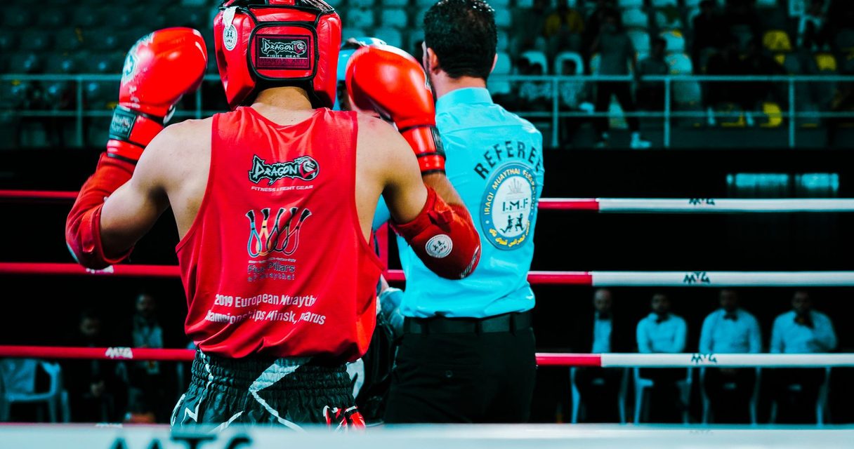 Boxing ring — Roobet vs Stake