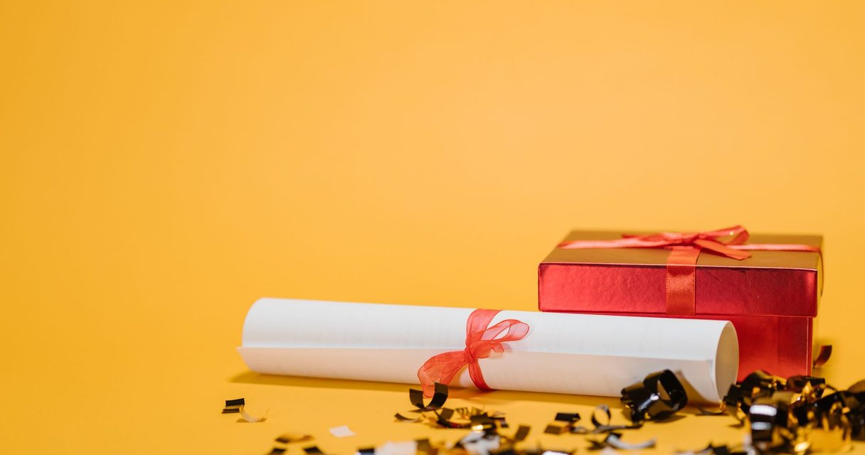 Gift boxes and confetti โ Roobet Bonuses Hub